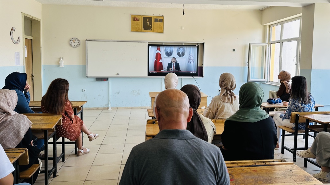 2023-2024 Eğitim-Öğretim Yılı Milli Eğitim Bakanı Sn. Yusuf Tekin'in Mesleki Çalışma Dönemi İçin Yaptığı Açılış Konuşmasıyla Başladı