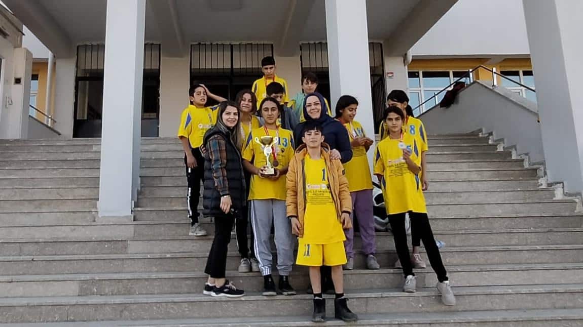 Okul Sporları Atletizm Kros Yarışmalarında Derece Aldık